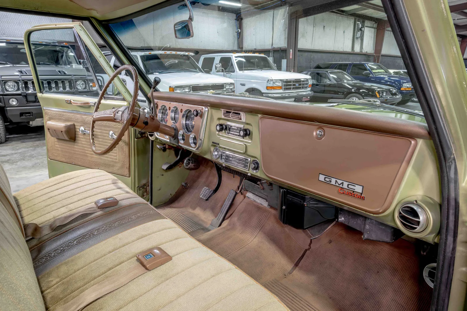 1969-GMC-C10-Green-A19436-47.jpg